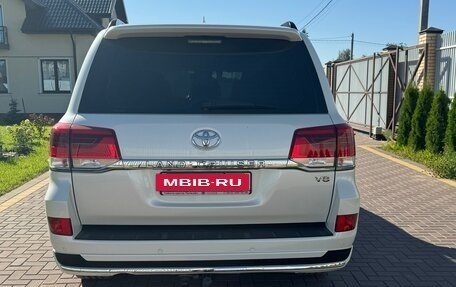Toyota Land Cruiser 200, 2019 год, 8 500 000 рублей, 4 фотография