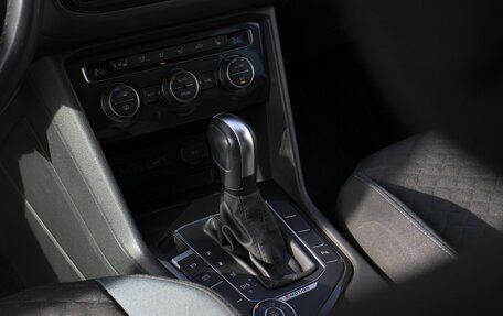 Volkswagen Tiguan II, 2020 год, 2 765 000 рублей, 19 фотография