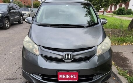 Honda Freed I, 2009 год, 1 090 000 рублей, 1 фотография