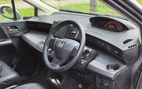 Honda Freed I, 2009 год, 1 090 000 рублей, 15 фотография