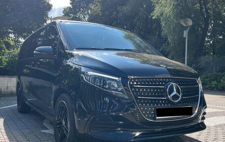 Mercedes-Benz V-Класс, 2024 год, 17 300 000 рублей, 4 фотография