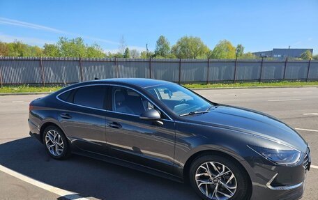 Hyundai Sonata VIII, 2020 год, 2 600 000 рублей, 1 фотография