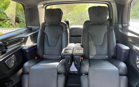 Mercedes-Benz V-Класс, 2024 год, 17 300 000 рублей, 9 фотография
