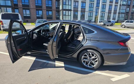 Hyundai Sonata VIII, 2020 год, 2 600 000 рублей, 7 фотография