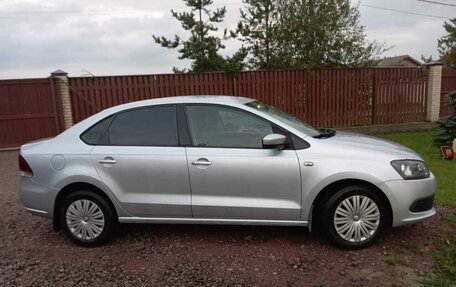 Volkswagen Polo VI (EU Market), 2011 год, 770 000 рублей, 2 фотография