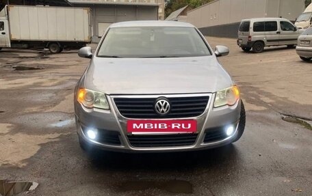 Volkswagen Passat B6, 2006 год, 450 000 рублей, 2 фотография