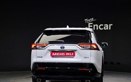 Toyota RAV4, 2023 год, 3 991 374 рублей, 4 фотография