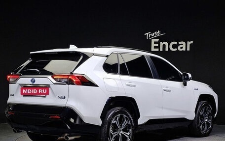 Toyota RAV4, 2023 год, 3 991 374 рублей, 2 фотография