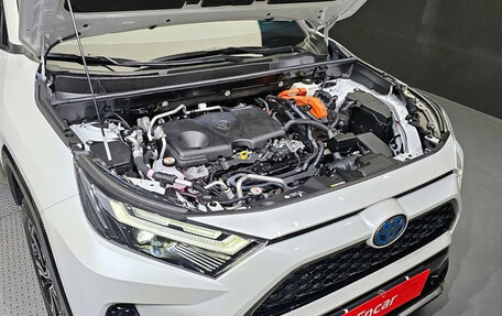 Toyota RAV4, 2023 год, 3 991 374 рублей, 15 фотография