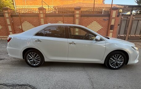 Toyota Camry, 2017 год, 3 100 000 рублей, 12 фотография