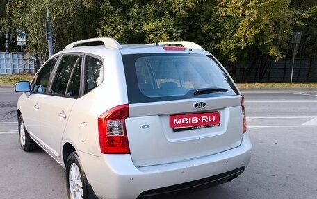 KIA Carens III (RP), 2010 год, 915 000 рублей, 2 фотография