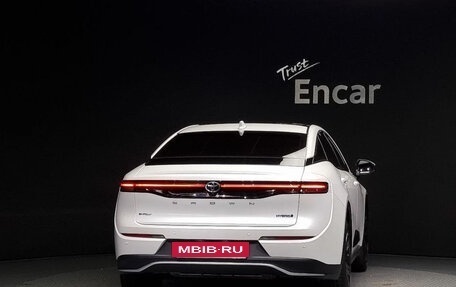 Toyota Crown, 2023 год, 3 919 590 рублей, 4 фотография