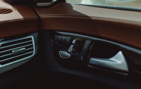 Mercedes-Benz CLS, 2015 год, 3 250 000 рублей, 7 фотография