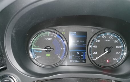 Mitsubishi Outlander III рестайлинг 3, 2019 год, 3 100 000 рублей, 4 фотография