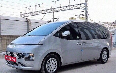 Hyundai Staria, 2021 год, 2 365 013 рублей, 2 фотография
