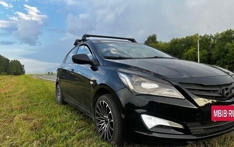 Hyundai Solaris II рестайлинг, 2015 год, 900 000 рублей, 4 фотография