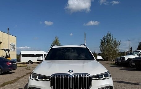 BMW X7, 2019 год, 6 900 000 рублей, 1 фотография