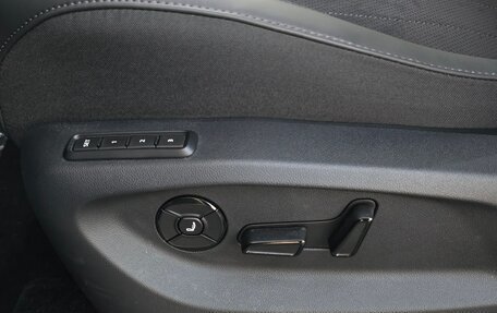 Volkswagen Tiguan, 2024 год, 4 300 000 рублей, 13 фотография