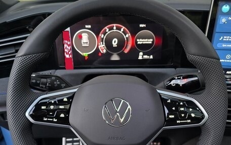 Volkswagen Tiguan, 2024 год, 4 300 000 рублей, 15 фотография
