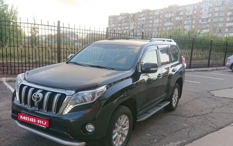 Toyota Land Cruiser Prado 150 рестайлинг 2, 2016 год, 4 500 000 рублей, 6 фотография