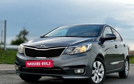 KIA Rio III рестайлинг, 2016 год, 880 000 рублей, 2 фотография