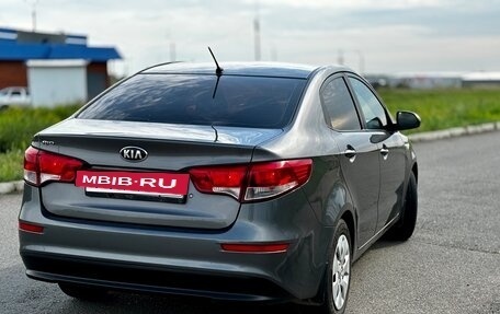 KIA Rio III рестайлинг, 2016 год, 880 000 рублей, 10 фотография