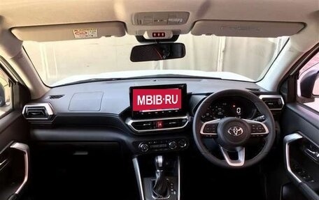 Toyota Raize I, 2022 год, 1 160 000 рублей, 4 фотография