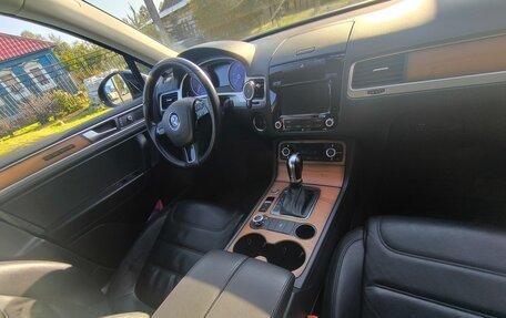 Volkswagen Touareg III, 2013 год, 2 650 000 рублей, 10 фотография