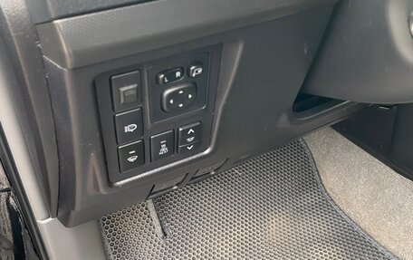 Toyota Land Cruiser Prado 150 рестайлинг 2, 2012 год, 2 650 000 рублей, 7 фотография