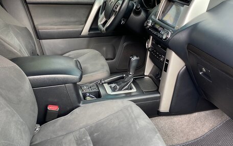 Toyota Land Cruiser Prado 150 рестайлинг 2, 2012 год, 2 650 000 рублей, 14 фотография