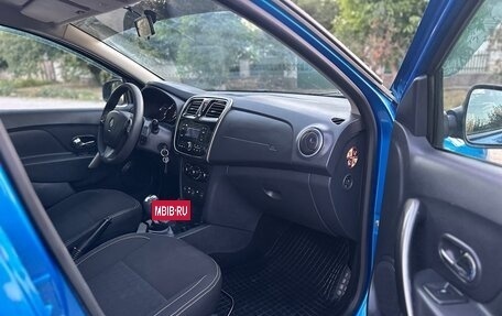 Renault Logan II, 2015 год, 750 000 рублей, 9 фотография