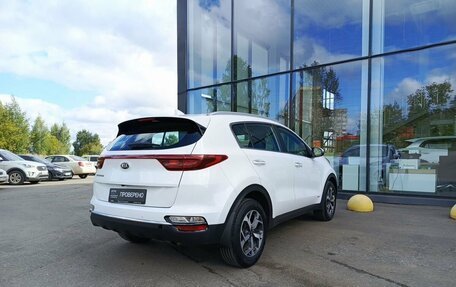 KIA Sportage IV рестайлинг, 2020 год, 2 415 000 рублей, 7 фотография