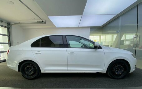 Skoda Rapid I, 2018 год, 1 000 000 рублей, 4 фотография