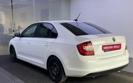 Skoda Rapid I, 2018 год, 1 000 000 рублей, 7 фотография