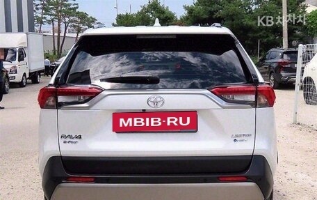 Toyota RAV4, 2022 год, 2 450 013 рублей, 4 фотография