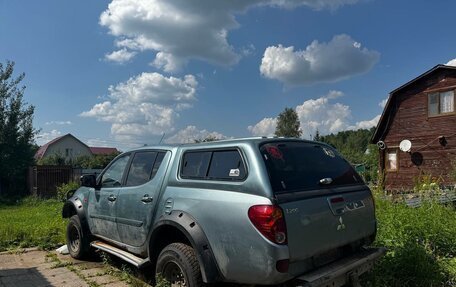 Mitsubishi L200 IV рестайлинг, 2007 год, 650 000 рублей, 9 фотография