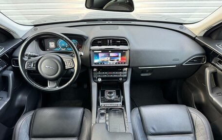 Jaguar F-Pace, 2017 год, 3 095 000 рублей, 12 фотография