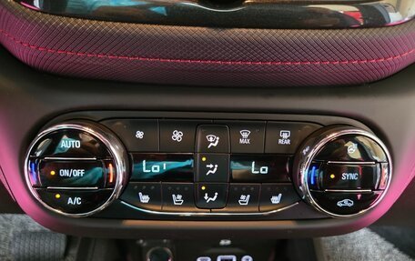 Chevrolet TrailBlazer, 2022 год, 1 835 000 рублей, 10 фотография