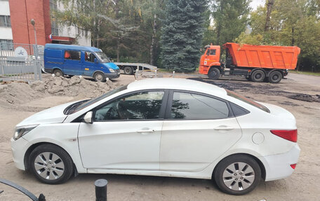Hyundai Solaris II рестайлинг, 2016 год, 600 000 рублей, 4 фотография