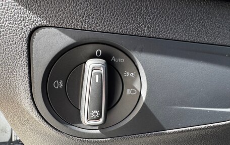 Volkswagen Tiguan II, 2021 год, 2 700 000 рублей, 12 фотография