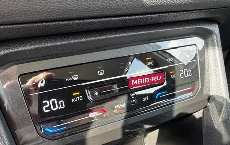 Volkswagen Tiguan II, 2021 год, 2 700 000 рублей, 15 фотография