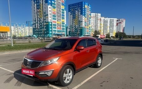 KIA Sportage III, 2013 год, 1 050 000 рублей, 2 фотография