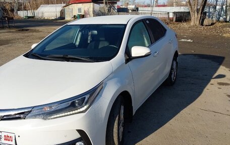 Toyota Corolla, 2018 год, 1 900 000 рублей, 4 фотография