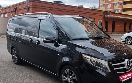 Mercedes-Benz V-Класс, 2015 год, 3 470 000 рублей, 3 фотография
