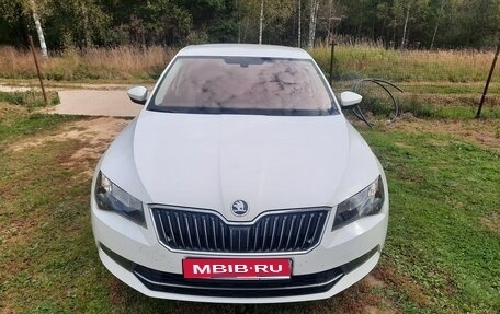 Skoda Superb III рестайлинг, 2016 год, 1 600 000 рублей, 1 фотография