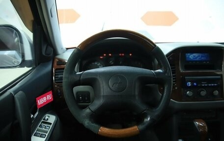 Mitsubishi Pajero III рестайлинг, 2005 год, 720 000 рублей, 16 фотография