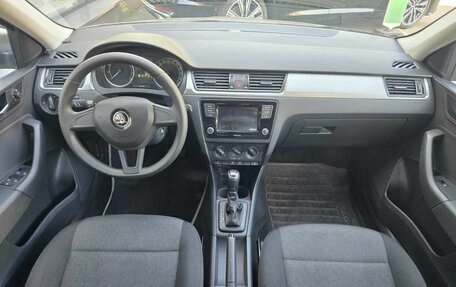 Skoda Rapid I, 2018 год, 1 305 000 рублей, 9 фотография