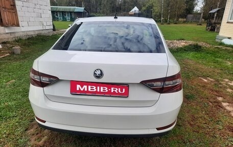 Skoda Superb III рестайлинг, 2016 год, 1 600 000 рублей, 4 фотография