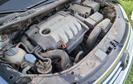Volkswagen Touran III, 2007 год, 620 000 рублей, 12 фотография