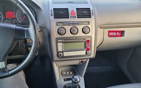 Volkswagen Touran III, 2007 год, 620 000 рублей, 10 фотография